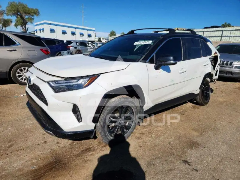 2023 Toyota RAV4 photo