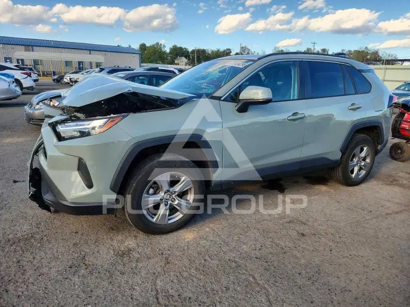 2023 Toyota RAV4 фото
