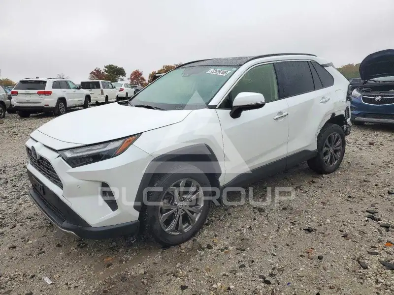 2023 Toyota RAV4 фото