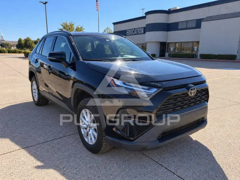 2023 Toyota RAV4 фото