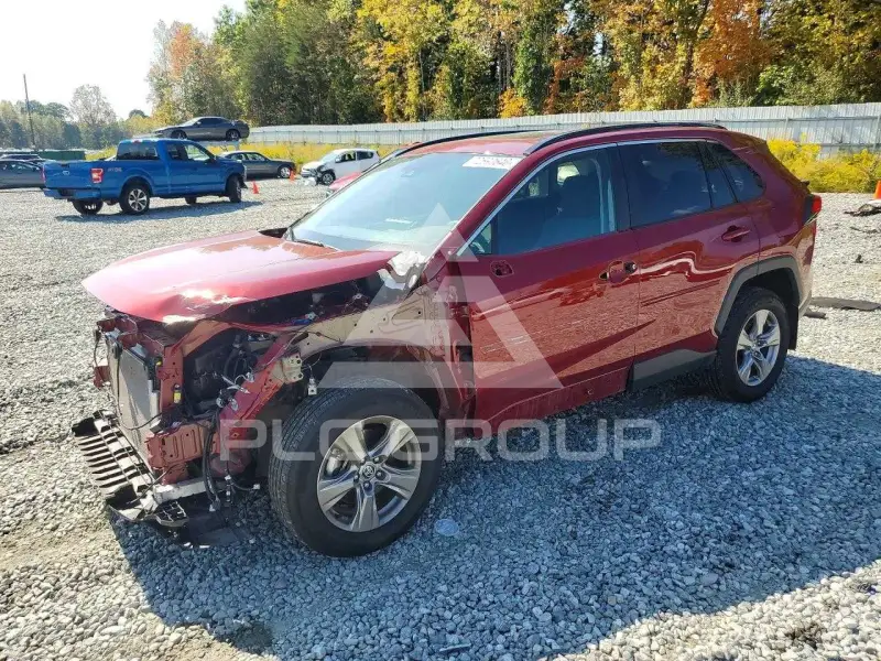2023 Toyota RAV4 фото