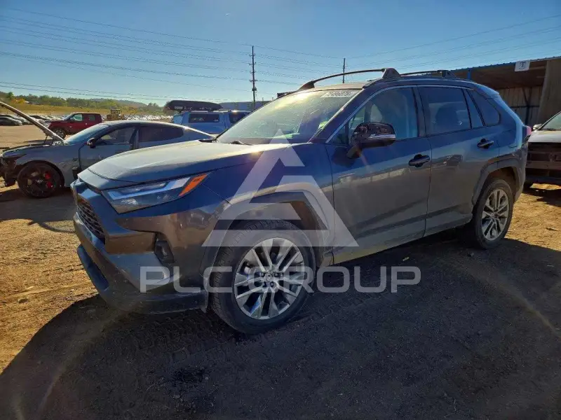 2023 Toyota RAV4 фото