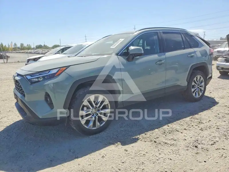 2023 Toyota RAV4 фото