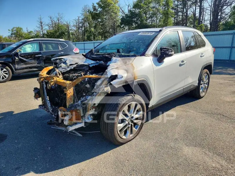 2023 Toyota RAV4 photo