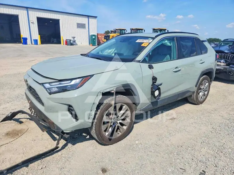 2023 Toyota RAV4 фото