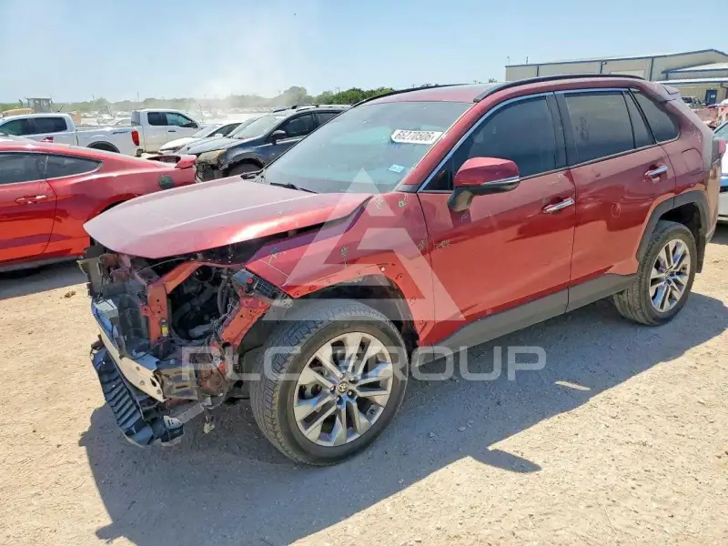 2023 Toyota RAV4 фото