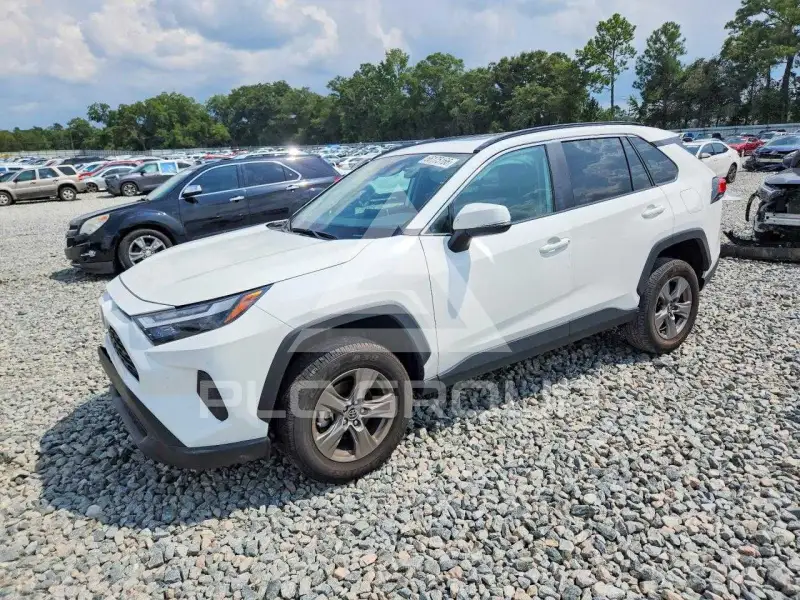 2023 Toyota RAV4 фото