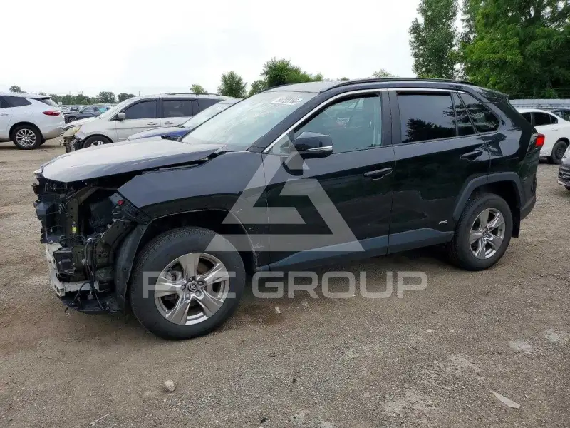 2023 Toyota RAV4 фото