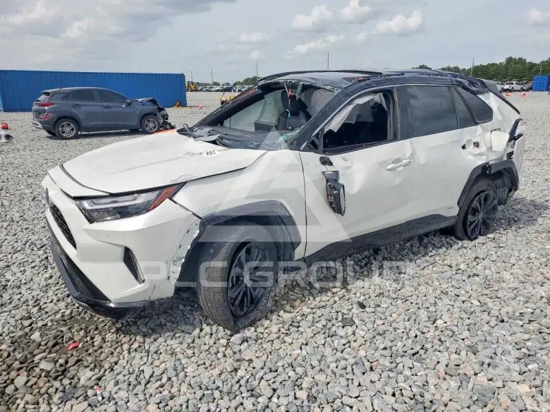 2023 Toyota RAV4 фото