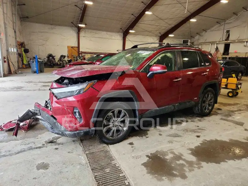 2023 Toyota RAV4 фото