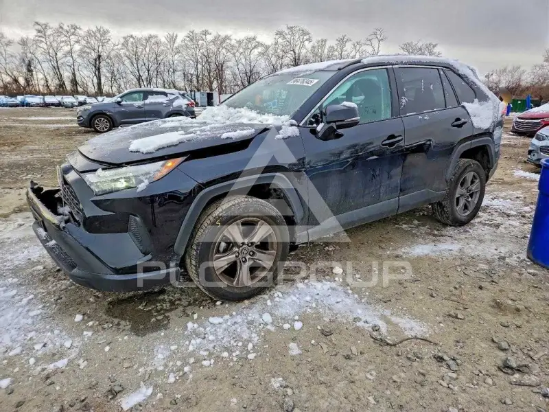 2023 Toyota RAV4 фото