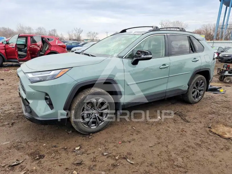 2023 Toyota RAV4 фото