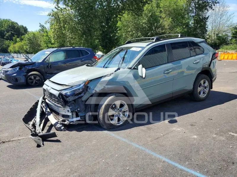 2023 Toyota RAV4 фото