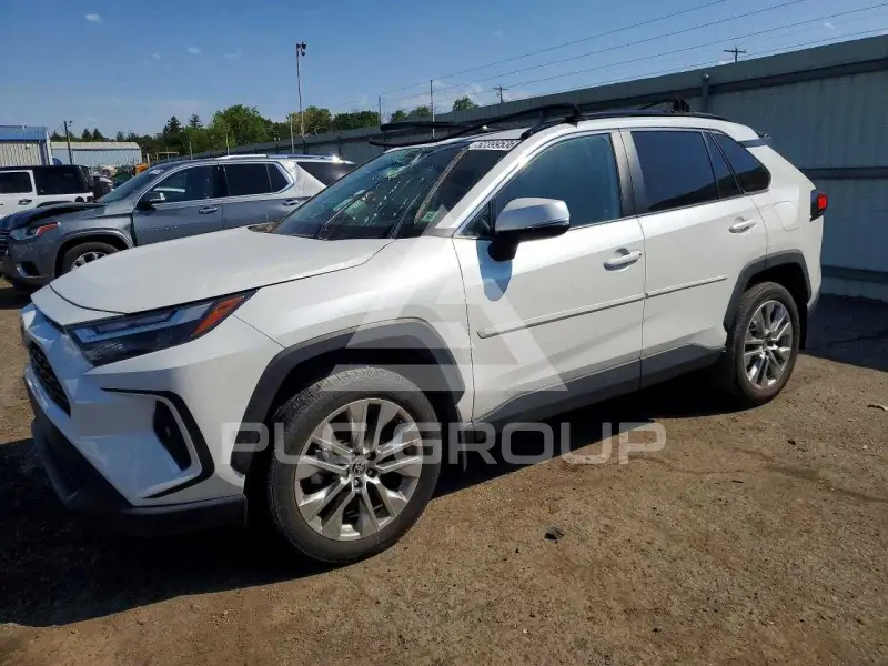 2023 Toyota RAV4 фото