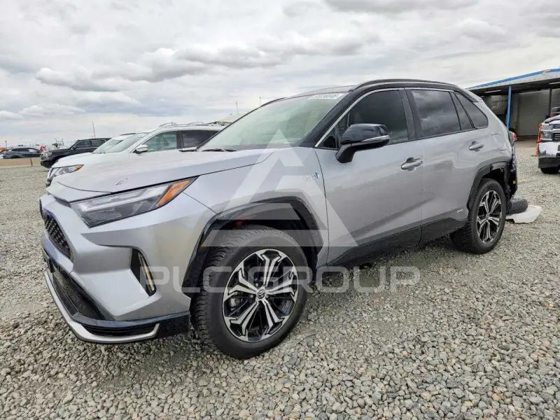 2023 Toyota RAV4 фото