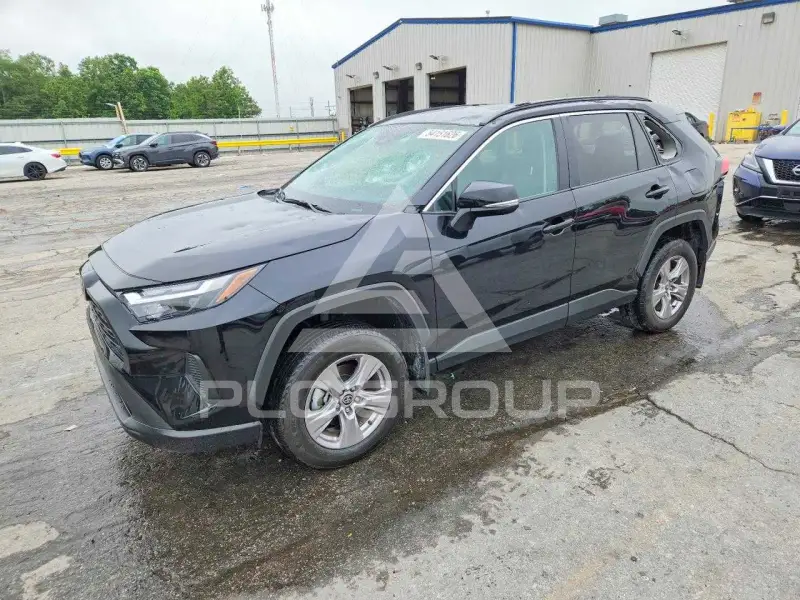 2023 Toyota RAV4 фото