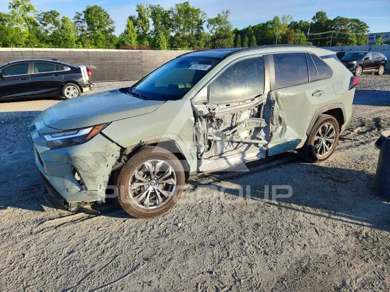2023 Toyota RAV4 фото