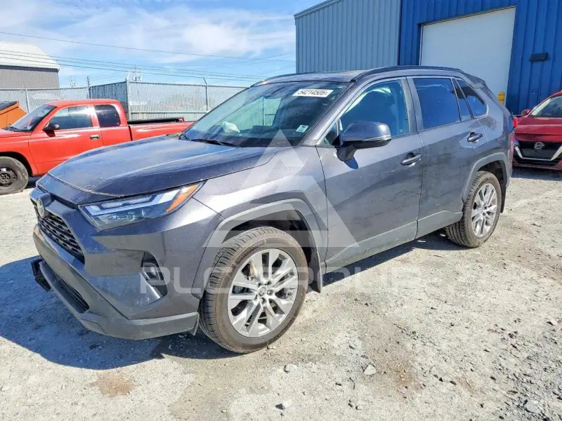 2023 Toyota RAV4 фото