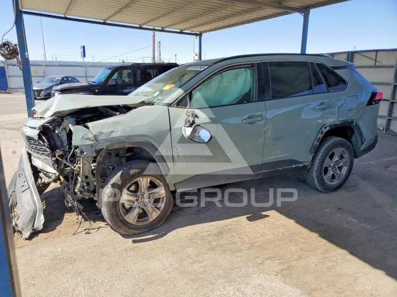 2023 Toyota RAV4 фото