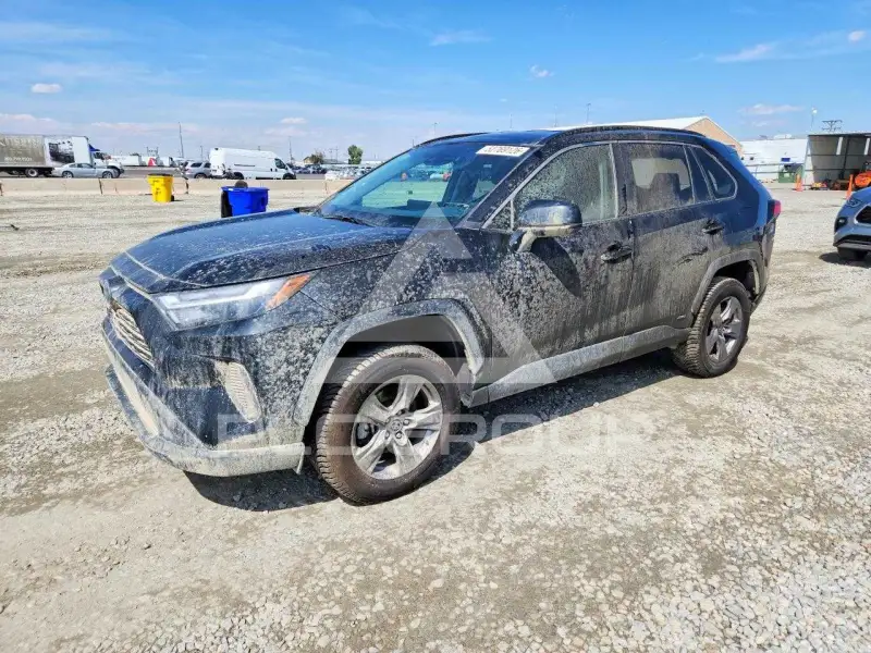 2023 Toyota RAV4 фото