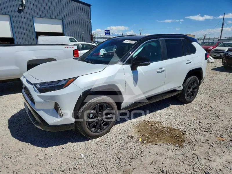 2023 Toyota RAV4 фото