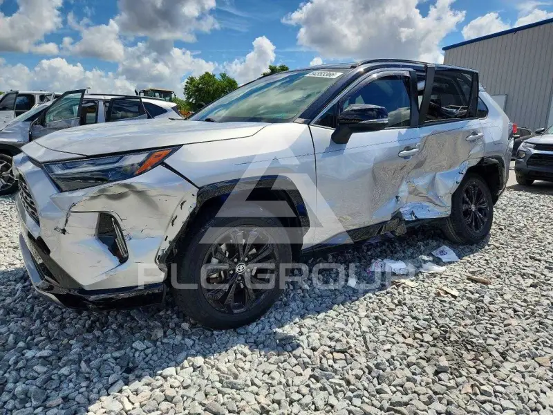 2023 Toyota RAV4 фото