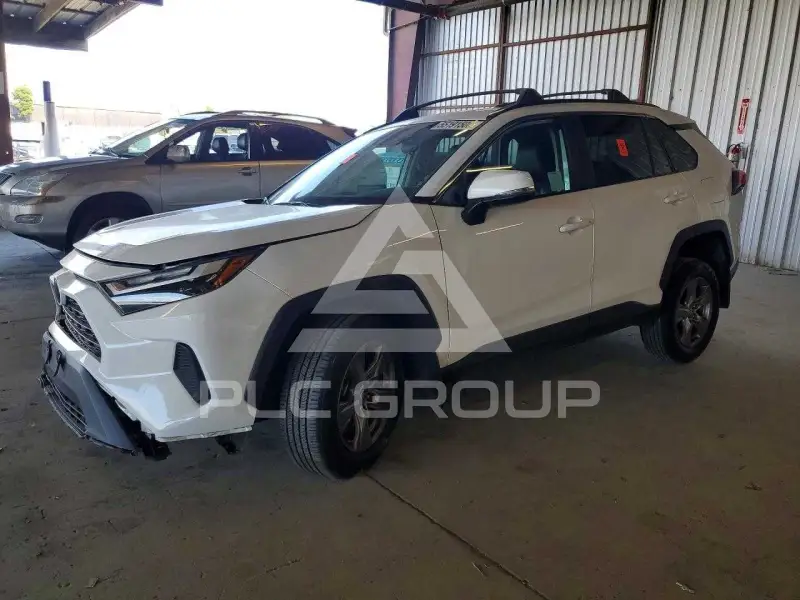 2023 Toyota RAV4 фото