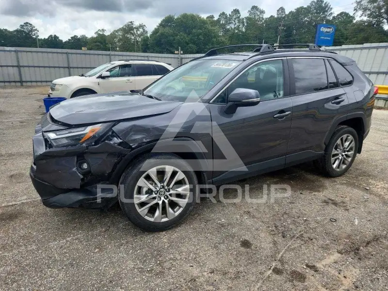 2023 Toyota RAV4 фото