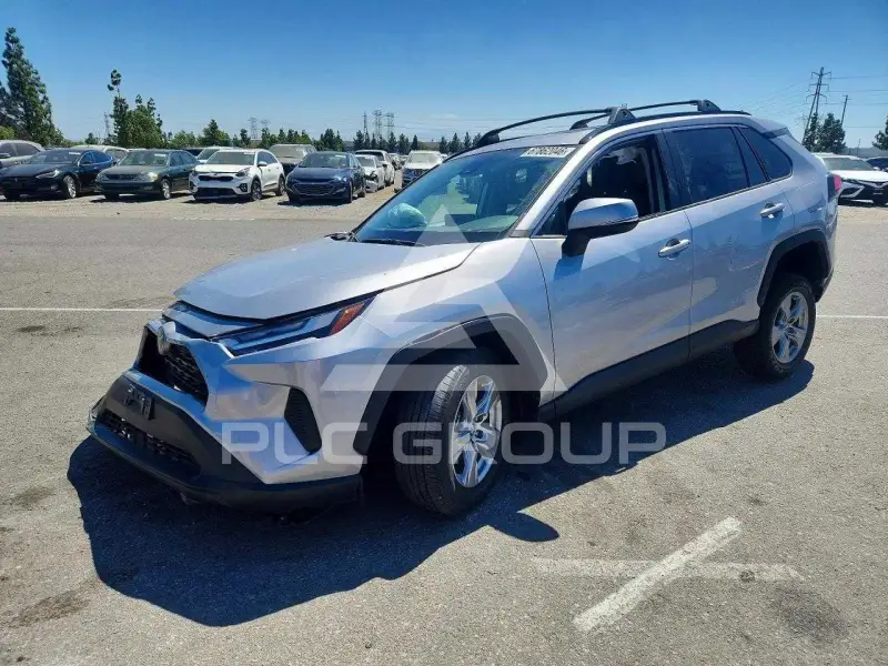 2023 Toyota RAV4 фото