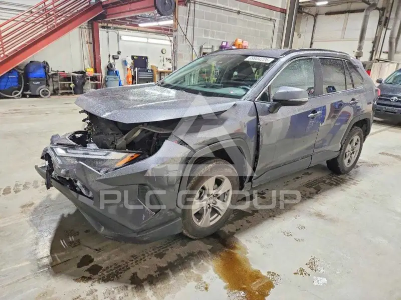 2023 Toyota RAV4 фото