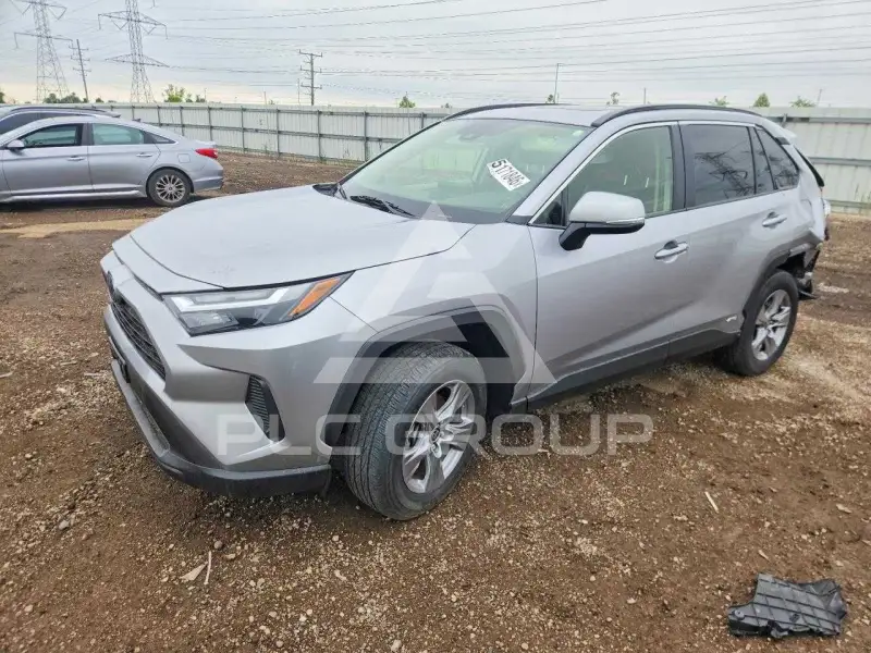 2023 Toyota RAV4 фото