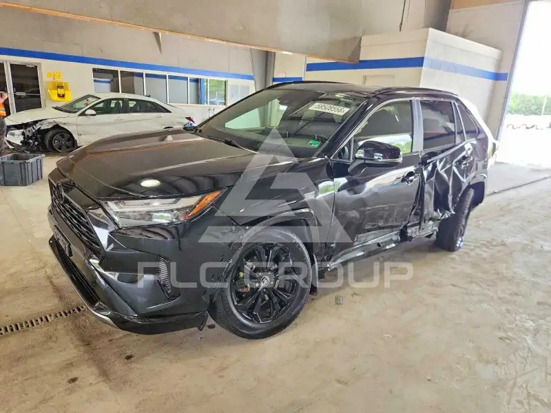 2023 Toyota RAV4 фото