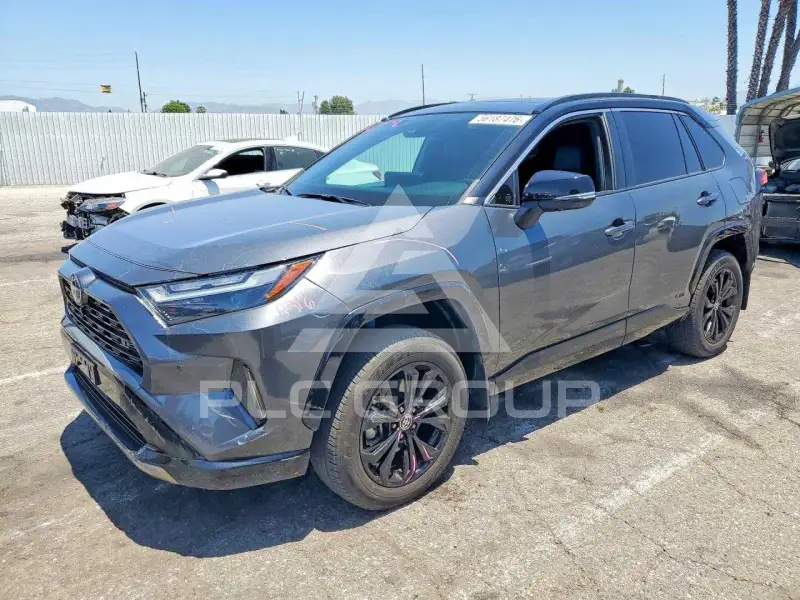 2023 Toyota RAV4 фото
