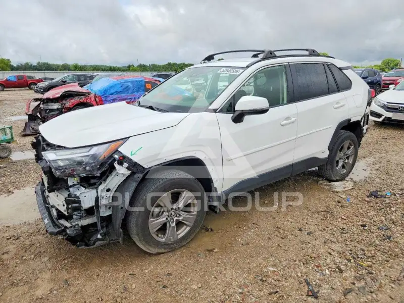2023 Toyota RAV4 фото