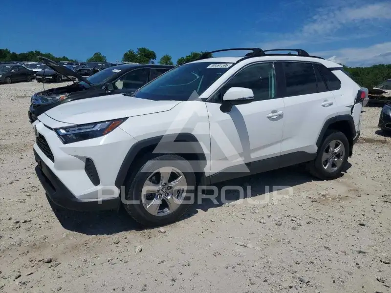 2023 Toyota RAV4 фото