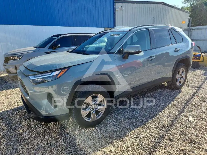 2023 Toyota RAV4 фото
