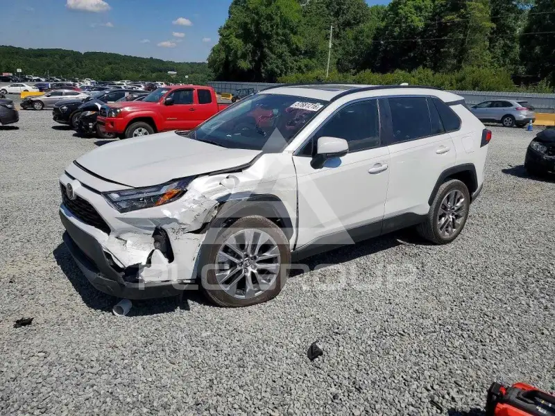 2023 Toyota RAV4 photo