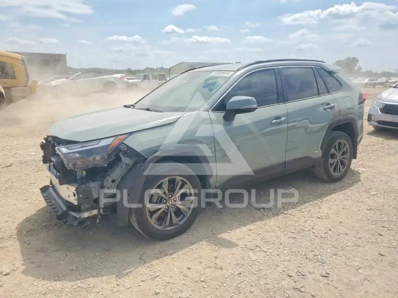 2023 Toyota RAV4 фото
