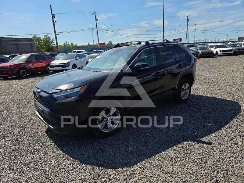2023 Toyota RAV4 фото