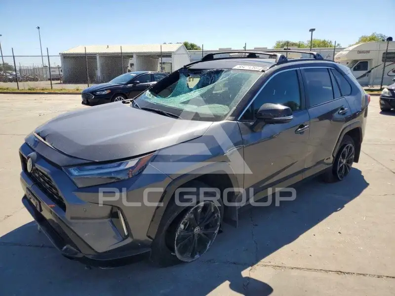 2023 Toyota RAV4 фото