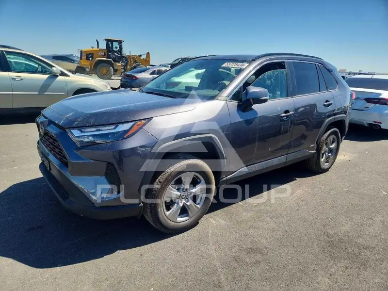 2023 Toyota RAV4 фото