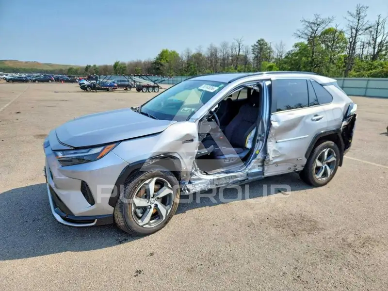 2023 Toyota RAV4 фото