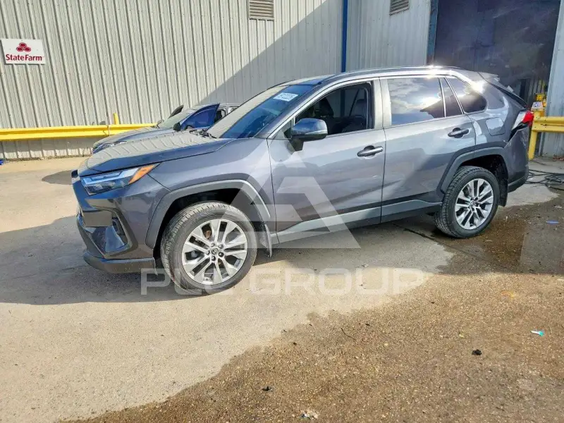 2023 Toyota RAV4 фото