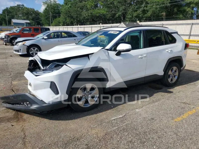 2023 Toyota RAV4 фото