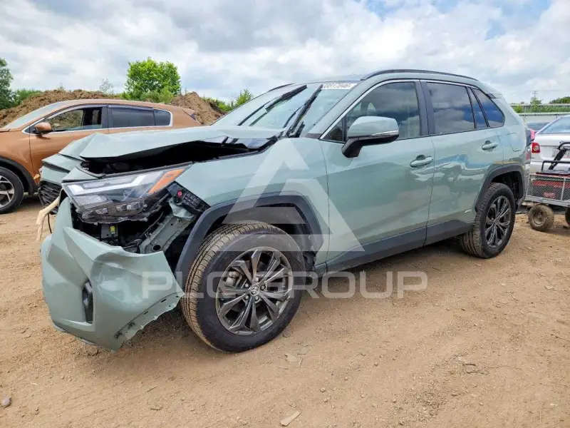 2023 Toyota RAV4 фото