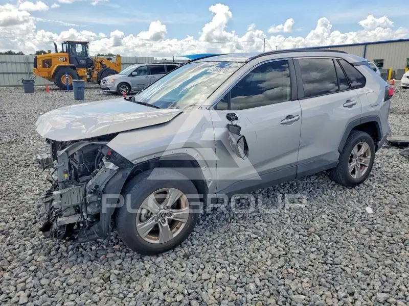 2023 Toyota RAV4 фото