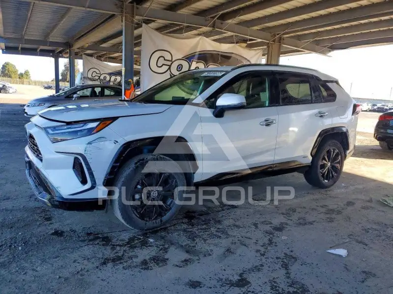 2023 Toyota RAV4 фото