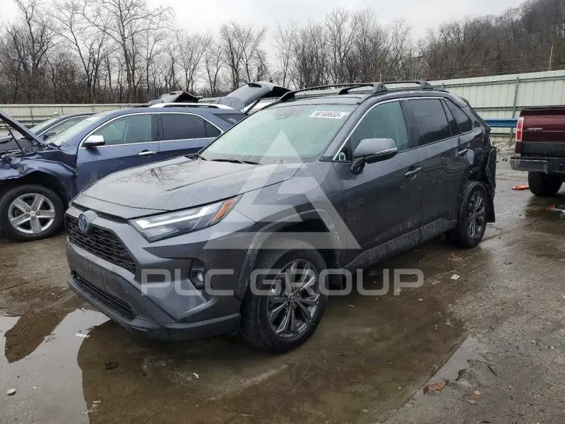 2023 Toyota RAV4 фото