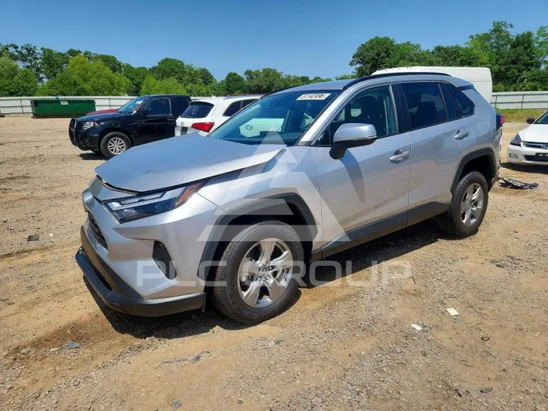 2023 Toyota RAV4 фото