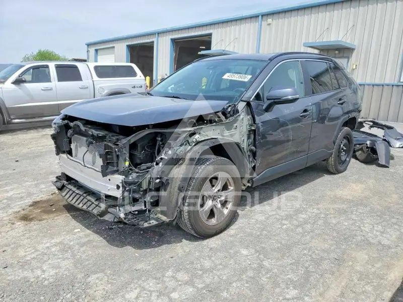 2023 Toyota RAV4 фото